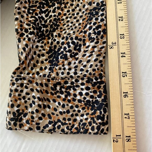 Kim Rogers Womens Cotton/Spandex Button-Up Blouse Size M Mobwife Animal Print - Picture 8 of 9